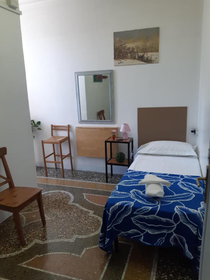 Guest House Elena Genoa Ngoại thất bức ảnh